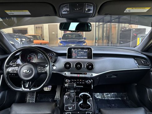 Used 2021 Kia Stinger GT-Line image 13