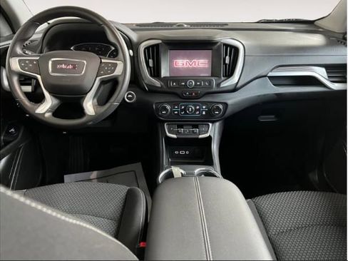 Used 2023 GMC Terrain SLE w/ Driver Convenience Package FWD image 7