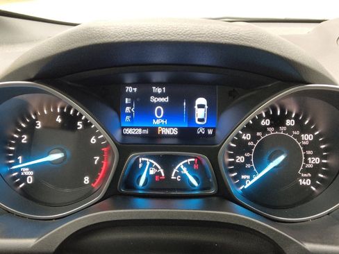 Used 2019 Ford Escape SE FWD image 23
