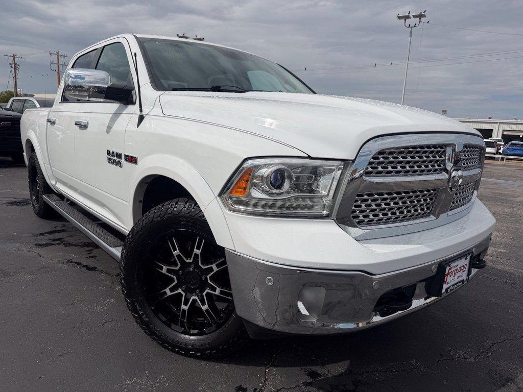 Used 2015 RAM 1500 Laramie w/ Convenience Group AWD/4WD image 2