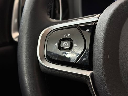 Used 2023 Volvo V60 B5 Cross Country Plus w/ Climate Package image 15