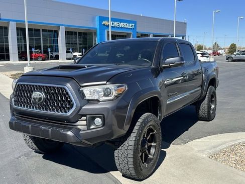 Used 2019 Toyota Tacoma TRD Sport image 30