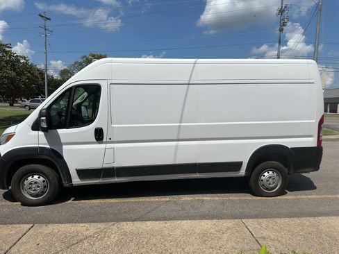 Used 2023 RAM ProMaster 2500 FWD image 7