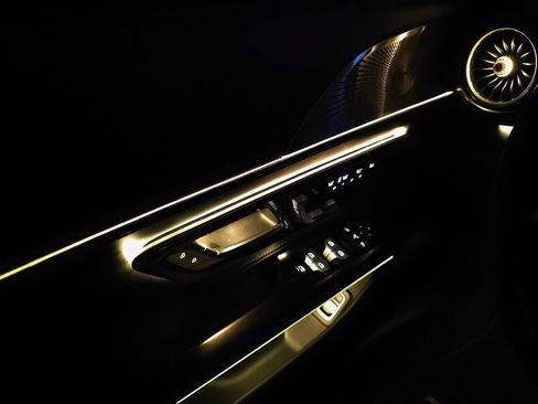 Used 2022 Mercedes-Benz SL 55 AMG 4MATIC image 34