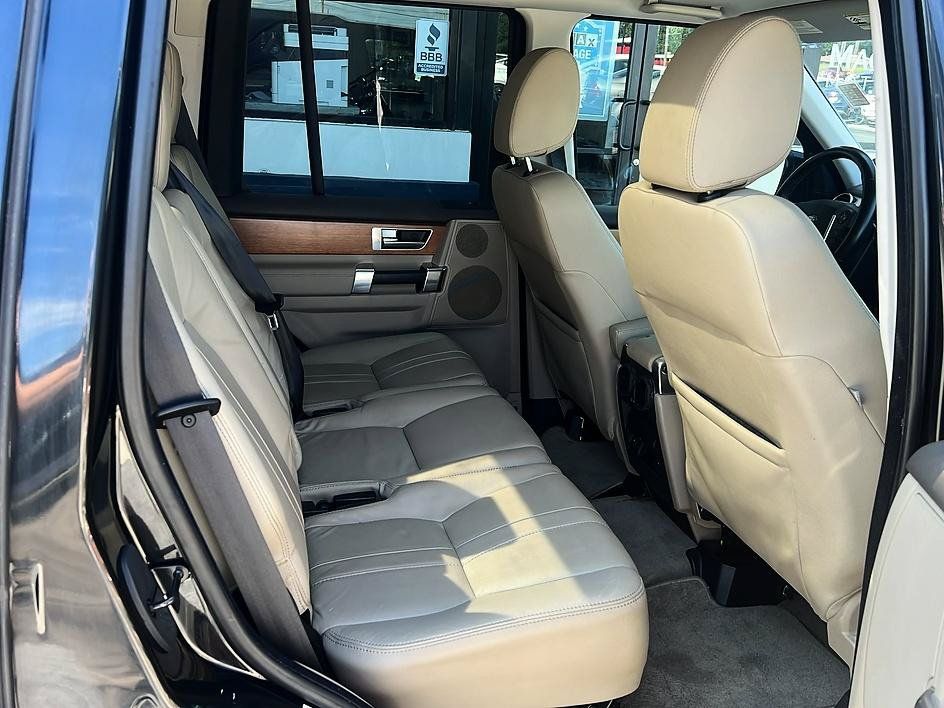 Used 2011 Land Rover LR4 HSE AWD/4WD image 35