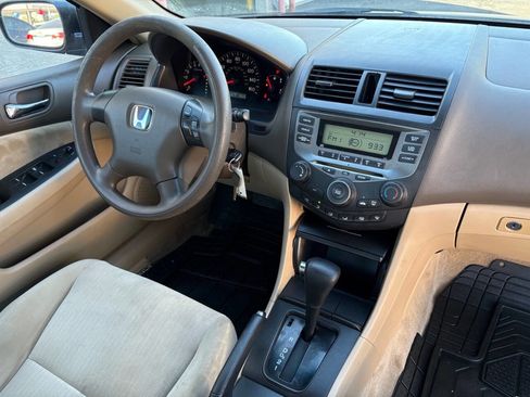 Used 2004 Honda Accord LX image 29