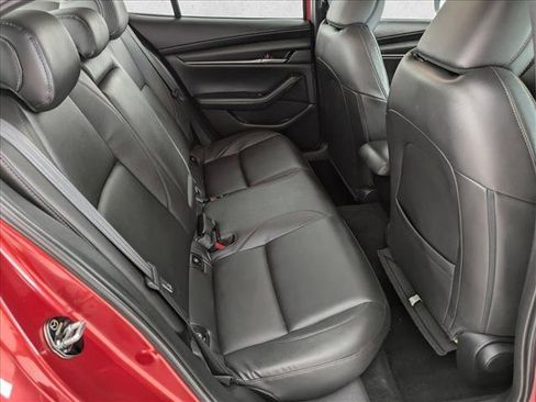 Used 2020 MAZDA MAZDA3 AWD Sedan w/ Select Package image 18