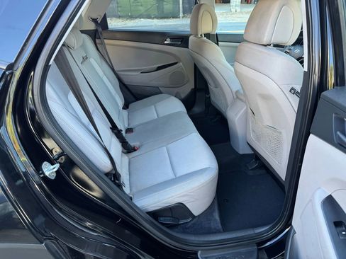Used 2017 Hyundai Tucson SE image 13