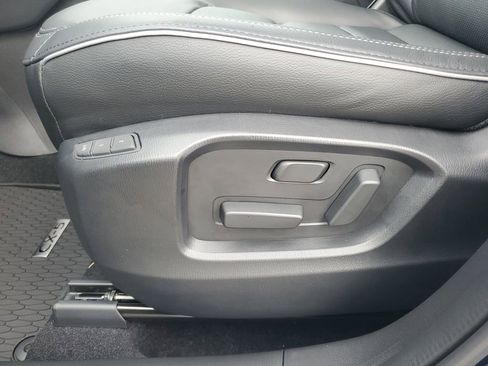 New 2025 MAZDA CX-5 AWD 2.5 S w/ Premium Plus Pkg image 18