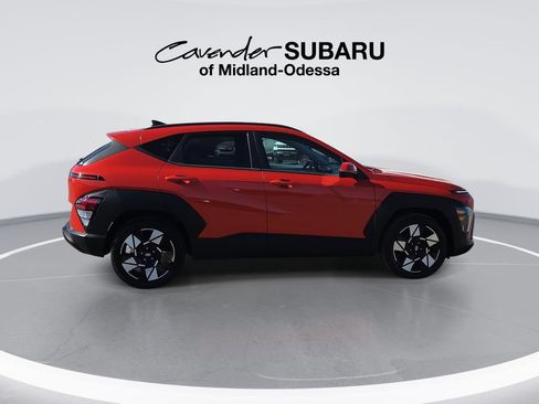 Used 2025 Hyundai Kona SEL FWD image 9