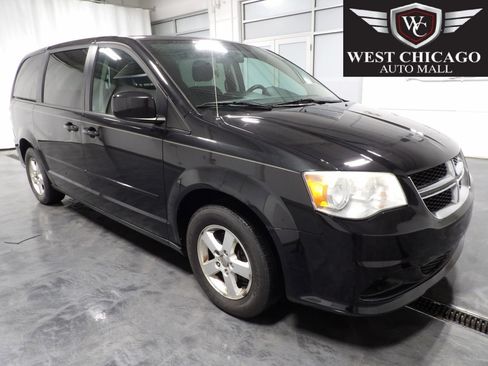Used 2013 Dodge Grand Caravan SXT FWD image 1