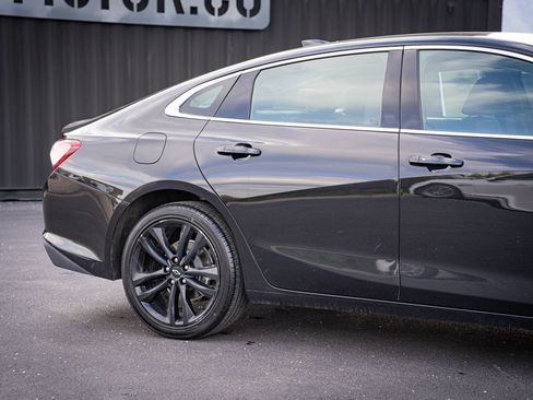 Used 2024 Chevrolet Malibu LT w/ Midnight Edition FWD image 5