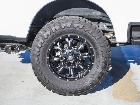 Used 2024 Ford F350 Lariat w/ Lariat Ultimate Package image 11