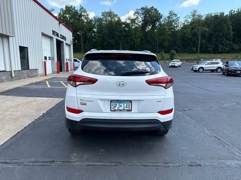 Used 2017 Hyundai Tucson SE image 6