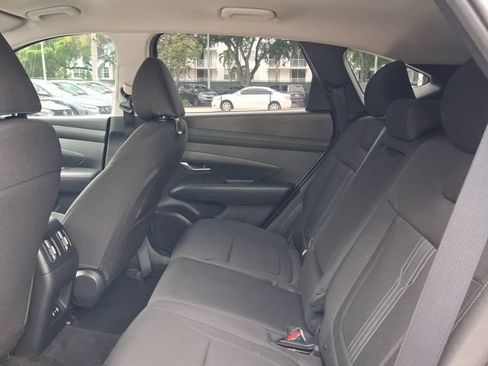 Used 2025 Hyundai Tucson SEL FWD image 6