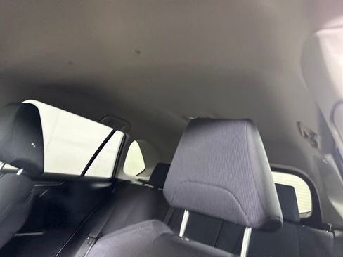 Used 2019 Toyota RAV4 LE image 13