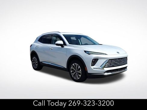 New 2025 Buick Envision Preferred image 2