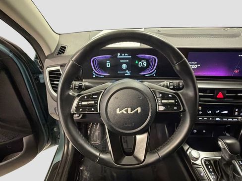 Used 2025 Kia Seltos S AWD/4WD image 12