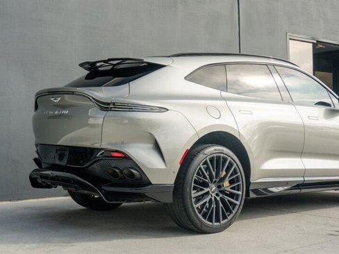 Used 2023 Aston Martin DBX 707 image 40