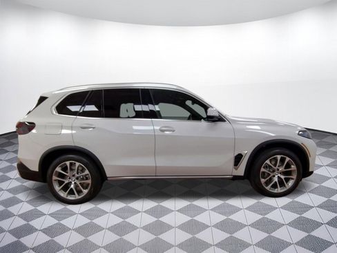 New 2026 BMW X5 xDrive50e w/ Premium Package image 8