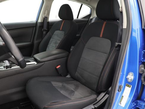 Used 2024 Nissan Sentra SR w/ Lighting Package image 14