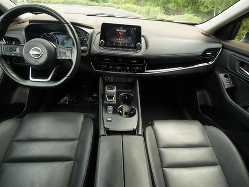Used 2023 Nissan Rogue SL FWD image 11