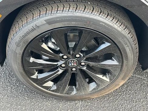 New 2026 Buick Envista Sport Touring w/ Convenience I Package FWD image 18