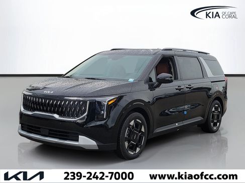 New 2026 Kia Carnival EX FWD image 3