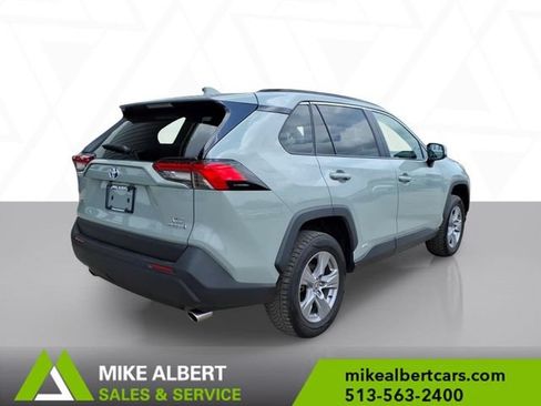 Used 2023 Toyota RAV4 XLE AWD/4WD image 7
