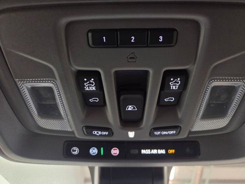 Used 2022 GMC Sierra 2500 Denali w/ Denali Black Diamond Edition image 73