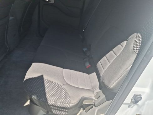Used 2015 Nissan Frontier Desert Runner RWD image 16
