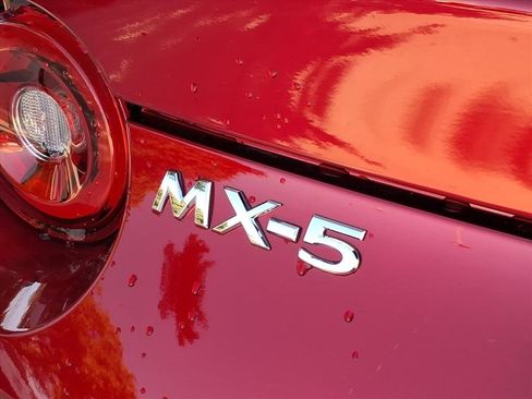 New 2025 MAZDA MX-5 Miata Grand Touring image 17
