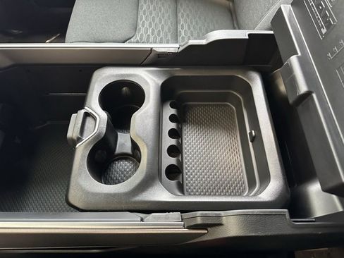 New 2026 RAM 1500 4x4 Crew Cab image 30