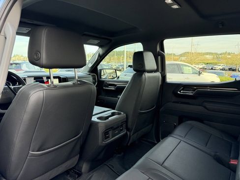 Used 2025 Chevrolet Silverado 1500 LT Trail Boss w/ LT Trail Boss Premium Package image 31