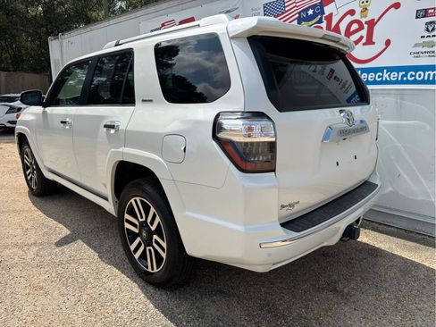 Used 2017 Toyota 4Runner Limited image 8