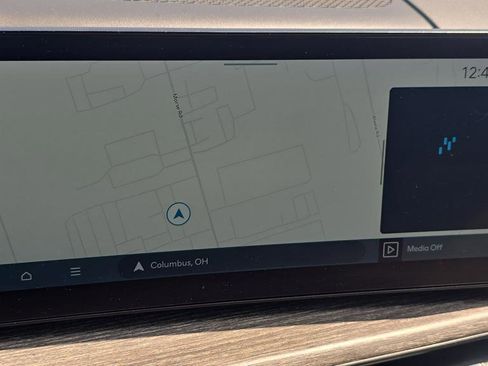 Used 2024 Hyundai Santa Fe Limited AWD/4WD image 20