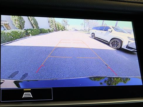 Used 2025 Cadillac XT5 Premium Luxury image 25