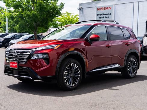 New 2026 Nissan Rogue Platinum w/ Platinum Premium Package AWD/4WD image 3
