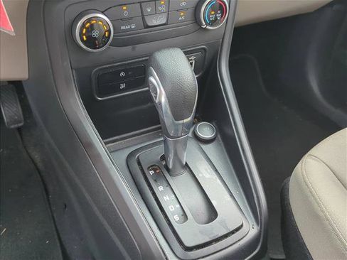 Used 2021 Ford EcoSport S image 19