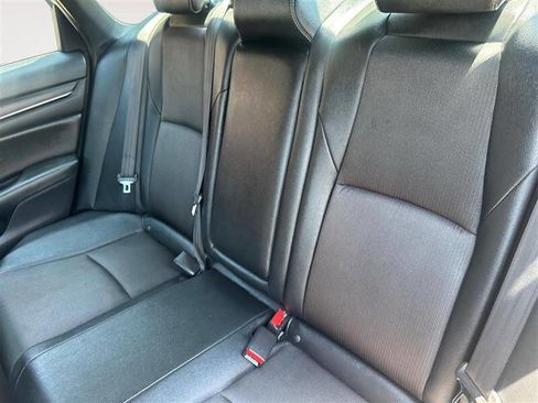 Used 2019 Honda Accord Sport image 13