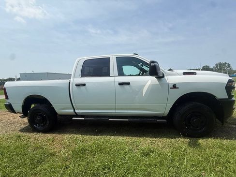 Used 2025 RAM 2500 Tradesman w/ Safety Group AWD/4WD image 2