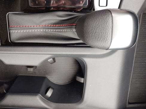 New 2026 Nissan Sentra SR w/ Floor Mat Package FWD image 24