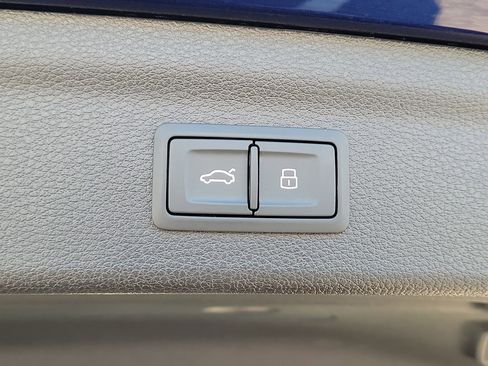 Used 2022 Audi Q3 2.0T Premium w/ Convenience Package image 10