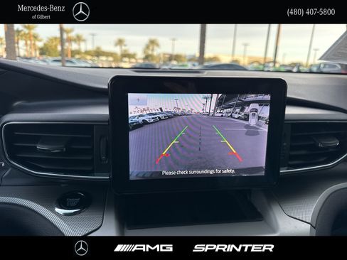 Used 2022 Ford Explorer XLT w/ Equipment Group 202A image 26