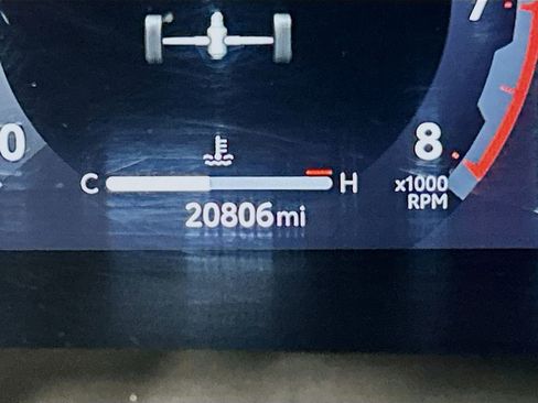 Used 2024 Toyota Tacoma TRD Sport AWD/4WD image 10