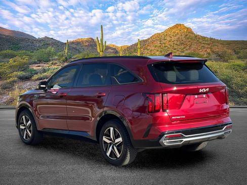 Certified 2023 Kia Sorento S w/ Panoramic Sunroof Package FWD image 9