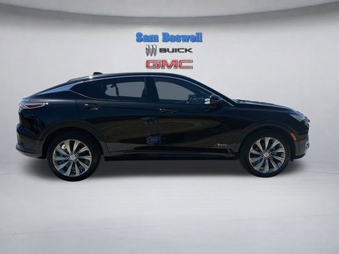New 2026 Buick Envista Avenir image 9