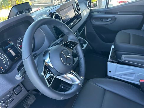 New 2026 Mercedes-Benz Sprinter 2500 image 10