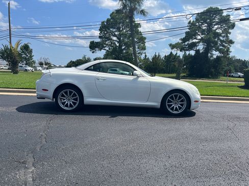 Used 2005 Lexus SC 430 Convertible image 13