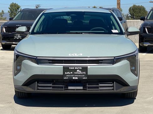 New 2026 Kia K4 FWD image 9